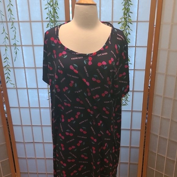 Steve Madden Other - Steve Madden Blacksleepwear with Pink Accents